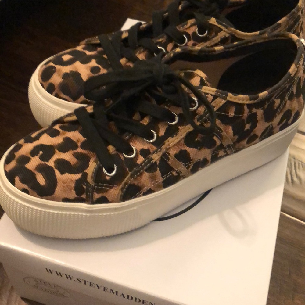 Steve Madden chuncky shoes